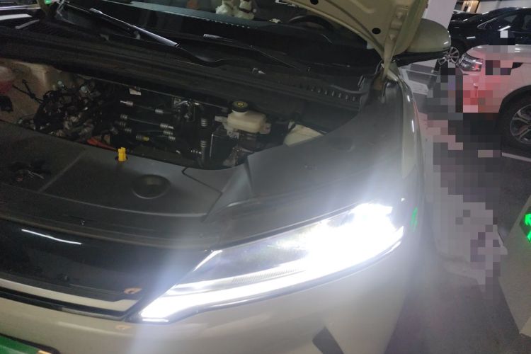 Used BYD Yuan UP 2025 Intelligent Driving Version 401 km Leading Edition Engine Bay Left