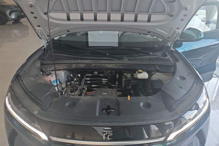 Used BYD Yuan UP 2025 Intelligent Driving Version 401 km Leading Edition Engine Bay