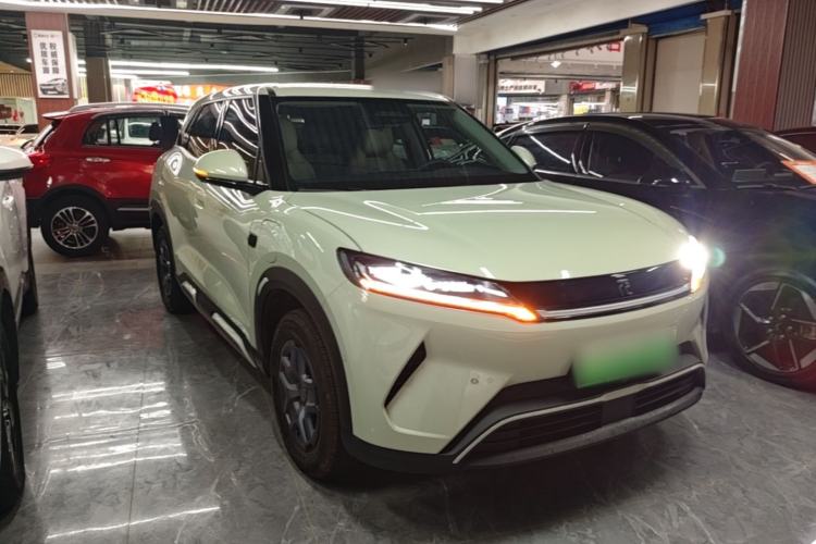 Used BYD Yuan UP 2025 Intelligent Driving Version 401 KM Dynamic Edition Exterior 1