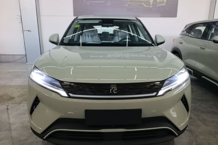 Used BYD Yuan UP 2025 Model 301KM Leading Version Front