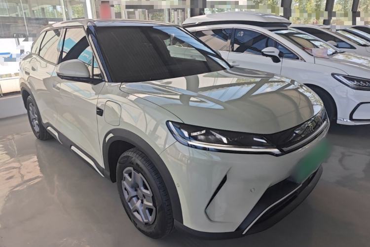 Used BYD Yuan UP 2025 Intelligent Driving Version 401 KM Dynamic Edition Front Right 45 Deg