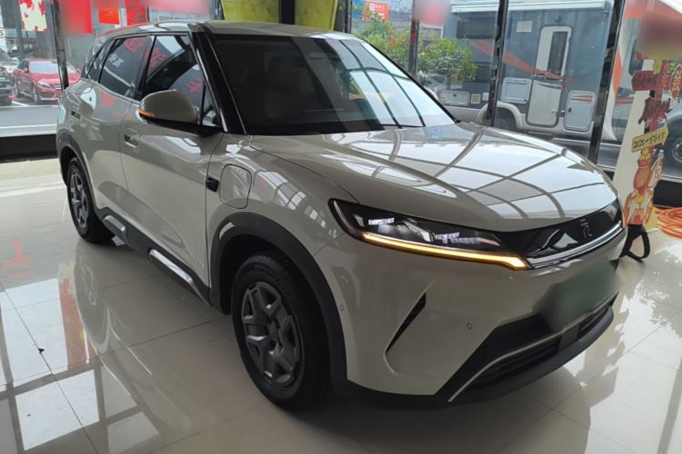 Used BYD Yuan UP 2025 Intelligent Driving Version 401 KM Dynamic Edition Front Right 45 Deg