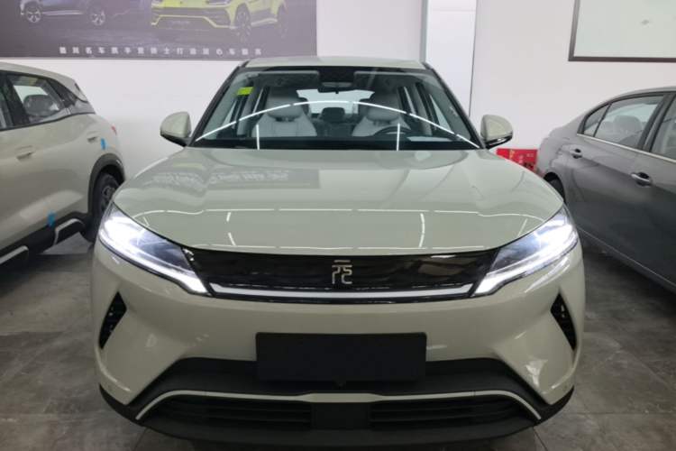 Used BYD Yuan UP 2025 Model 301KM Leading Version Front