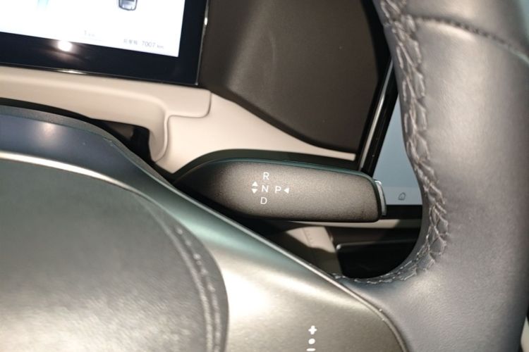 Used BYD Yuan UP 2025 Intelligent Driving Version 401 KM Dynamic Edition Gear Lever
