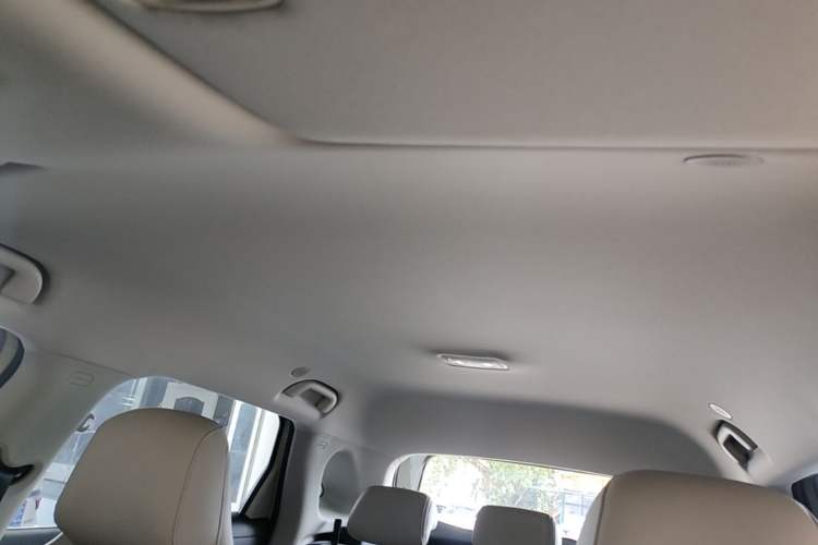 Used BYD Yuan UP 2025 Intelligent Driving Version 401 km Beyond-Range Edition Headliner