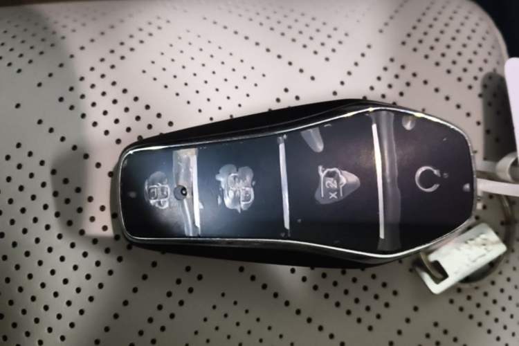 Used BYD Yuan UP 2025 Intelligent Driving Version 401 km Leading Edition Interior 1