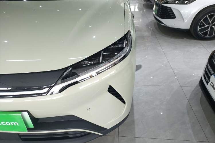 Used BYD Yuan UP 2025 Intelligent Driving Version 401 km Beyond-Range Edition Left Front Headlight