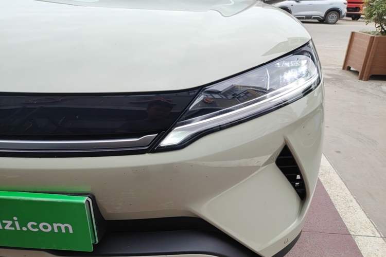 Used BYD Yuan UP 2025 Model 301KM Leading Version Left Front Headlight