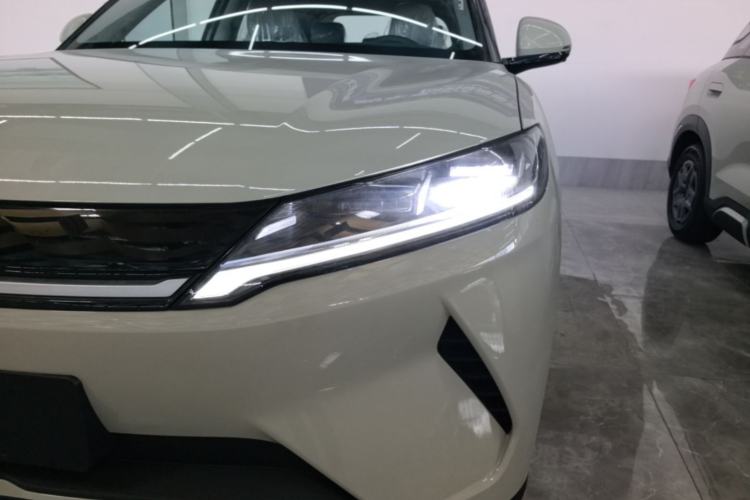 Used BYD Yuan UP 2025 Model 301KM Leading Version Left Front Headlight