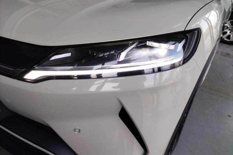 Used BYD Yuan UP 2025 Intelligent Driving Version 401 km Beyond-Range Edition Left Front Headlight