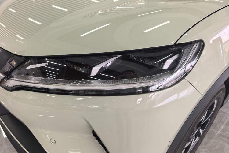 Used BYD Yuan UP 2025 Intelligent Driving Version 401 km Beyond-Range Edition Left Front Headlight