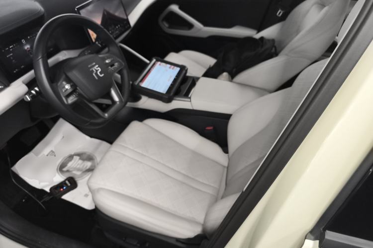 Used BYD Yuan UP 2025 Intelligent Driving Version 401 km Leading Edition Left Front Seat