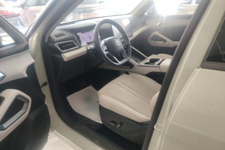 Used BYD Yuan UP 2025 Intelligent Driving Version 401 km Beyond-Range Edition Left Front Seat