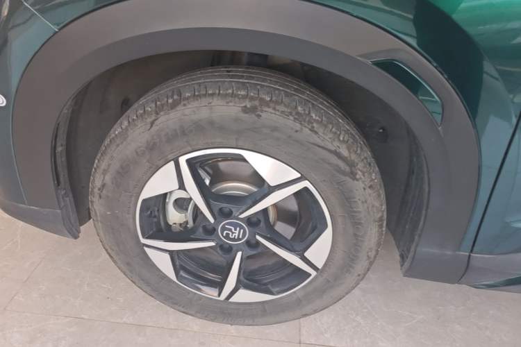 Used BYD Yuan UP 2025 Intelligent Driving Version 401 km Leading Edition Left Front Wheel Hub