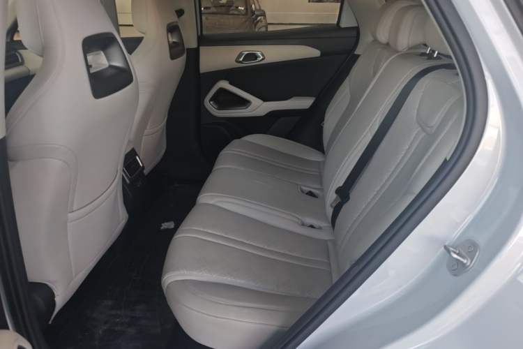 Used BYD Yuan UP 2025 Intelligent Driving Version 401 km Leading Edition Left Rear Seat