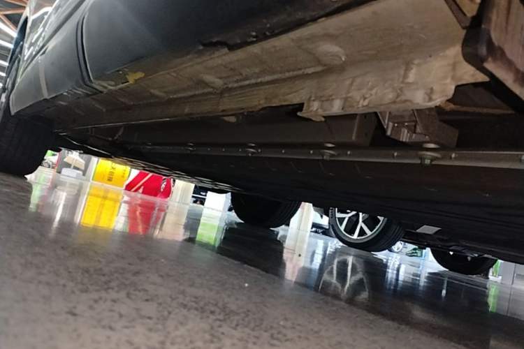 Used BYD Yuan UP 2025 Model 301KM Leading Version Left Side Sill