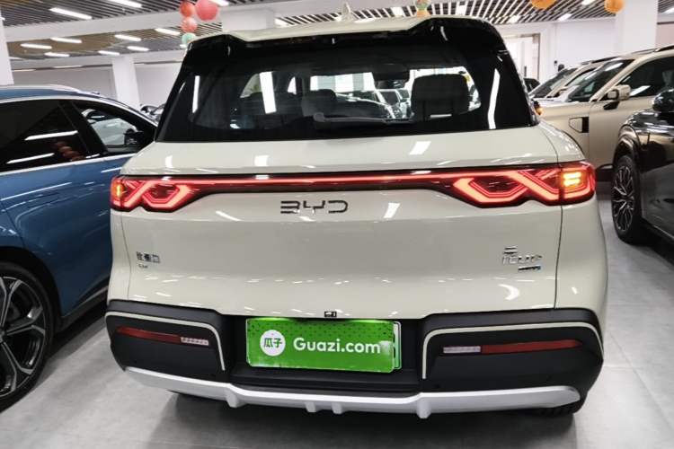 Used BYD Yuan UP 2025 Intelligent Driving Version 401 km Leading Edition Rear