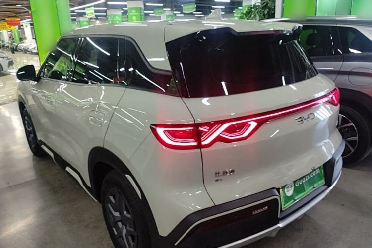 Used BYD Yuan UP 2025 Model 301KM Leading Version Rear Left 45 Deg