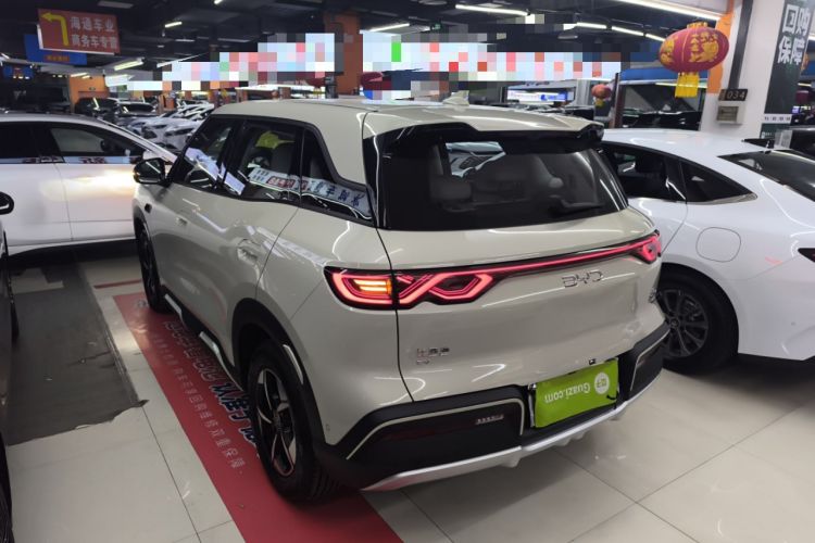 Used BYD Yuan UP 2025 Intelligent Driving Version 401 km Leading Edition Rear Left 45 Deg