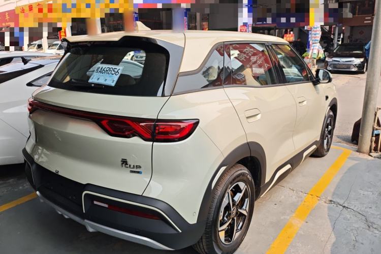 Used BYD Yuan UP 2025 Intelligent Driving Version 401 KM Dynamic Edition Rear Right 45 Deg