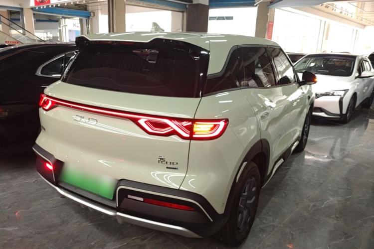 Used BYD Yuan UP 2025 Intelligent Driving Version 401 KM Dynamic Edition Rear Right 45 Deg
