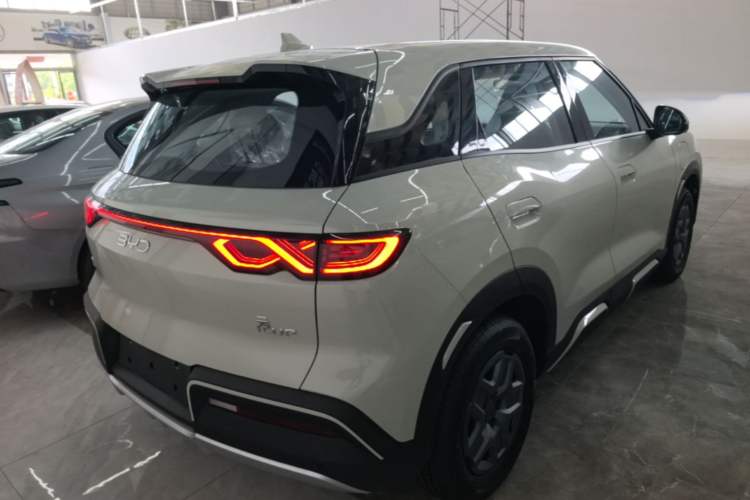 Used BYD Yuan UP 2025 Model 301KM Leading Version Rear Right 45 Deg