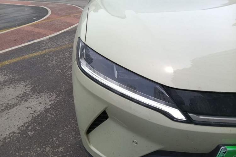 Used BYD Yuan UP 2025 Intelligent Driving Version 401 km Leading Edition Right Front Headlight