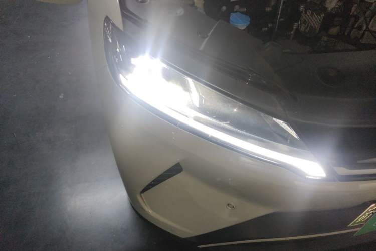 Used BYD Yuan UP 2025 Intelligent Driving Version 401 km Leading Edition Right Front Headlight