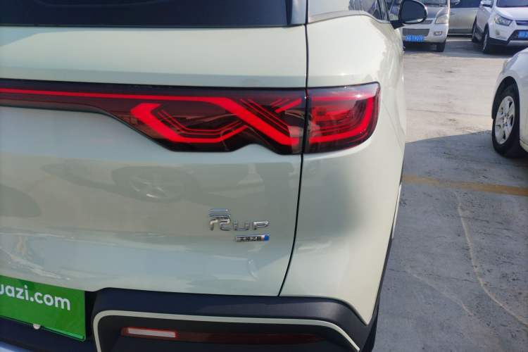 Used BYD Yuan UP 2025 Intelligent Driving Version 401 KM Dynamic Edition Right Rear Taillight