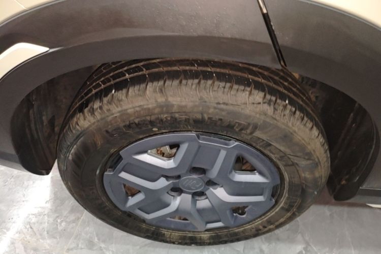 Used BYD Yuan UP 2025 Intelligent Driving Version 401 KM Dynamic Edition Right Rear Wheel Hub
