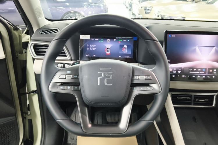 Used BYD Yuan UP 2025 Intelligent Driving Version 401 km Leading Edition Steering Wheel
