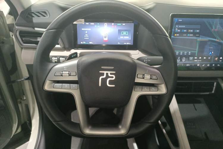 Used BYD Yuan UP 2025 Intelligent Driving Version 401 km Beyond-Range Edition Steering Wheel