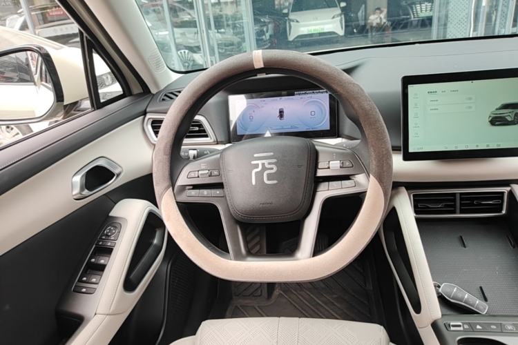 Used BYD Yuan UP 2025 Model 301KM Leading Version Steering Wheel