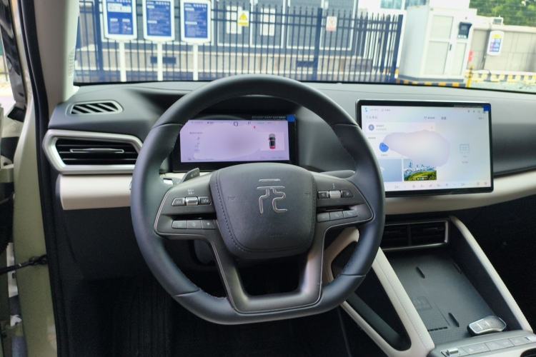 Used BYD Yuan UP 2025 Intelligent Driving Version 401 km Leading Edition Steering Wheel