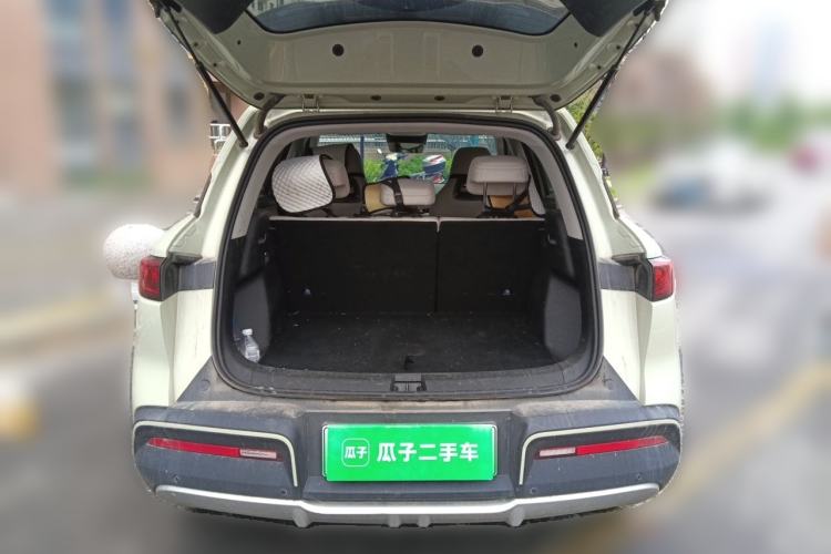 Used BYD Yuan UP 2025 Intelligent Driving Version 401 km Leading Edition Trunk