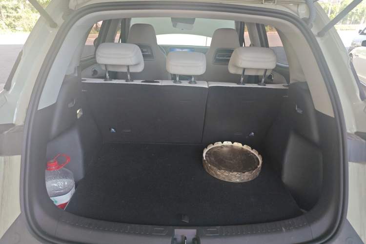 Used BYD Yuan UP 2025 Intelligent Driving Version 401 KM Dynamic Edition Trunk