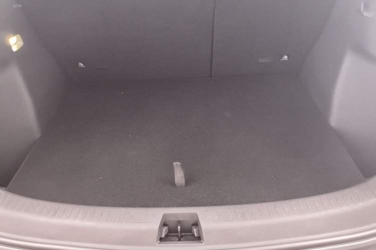 Used BYD Yuan UP 2025 Intelligent Driving Version 401 KM Dynamic Edition Trunk