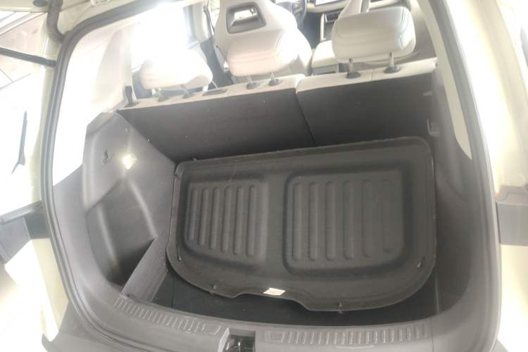 Used BYD Yuan UP 2025 Intelligent Driving Version 401 km Beyond-Range Edition Trunk