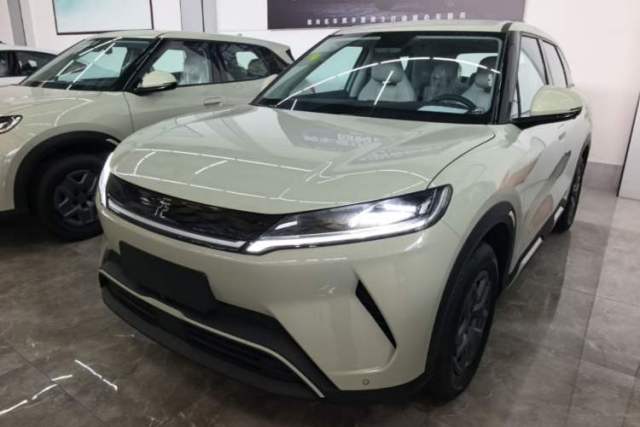 Used BYD Yuan UP 2025 Model 301KM Leading Version