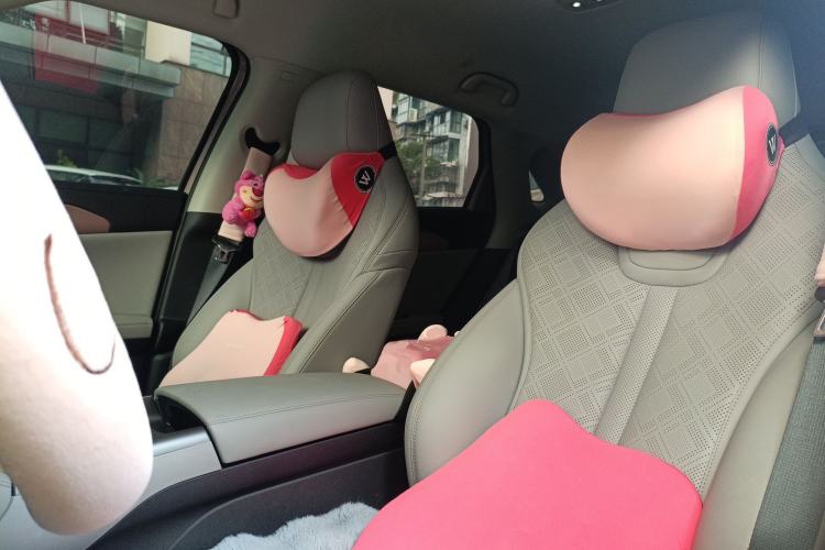 Used BYD Yuan UP 2025 Intelligent Driving Version 401 KM Dynamic Edition Left Front Seat
