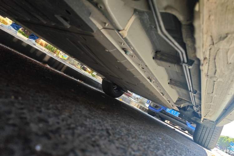 Used BYD Yuan UP 2025 Model 301KM Leading Version Chassis Front Left