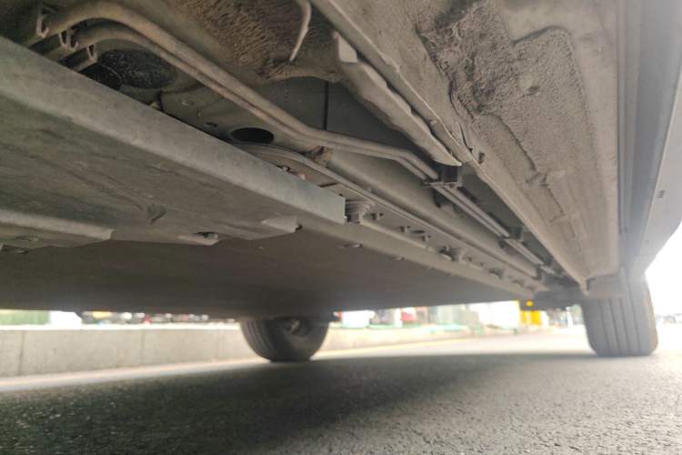 Used BYD Yuan UP 2025 Intelligent Driving Version 401 KM Dynamic Edition Chassis Front Left