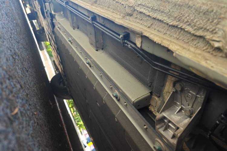 Used BYD Yuan UP 2025 Model 301KM Leading Version Chassis Rear Left