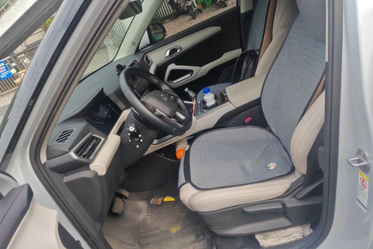 Used BYD Yuan UP 2025 Intelligent Driving Version 401 KM Dynamic Edition Left Front Seat