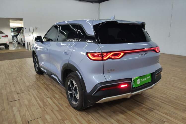 Used BYD Yuan UP 2025 Intelligent Driving Version 401 KM Dynamic Edition Exterior 2