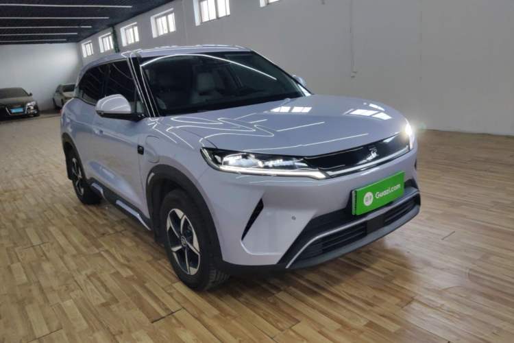 Used BYD Yuan UP 2025 Intelligent Driving Version 401 KM Dynamic Edition Front Right 45 Deg