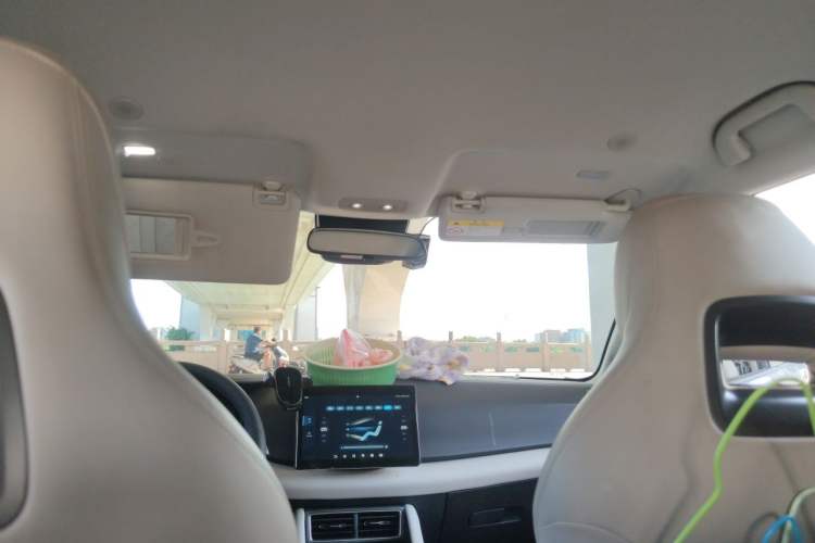 Used BYD Yuan UP 2025 Model 301KM Leading Version Headliner