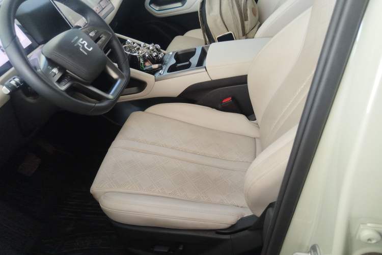 Used BYD Yuan UP 2025 Intelligent Driving Version 401 km Beyond-Range Edition Left Front Seat