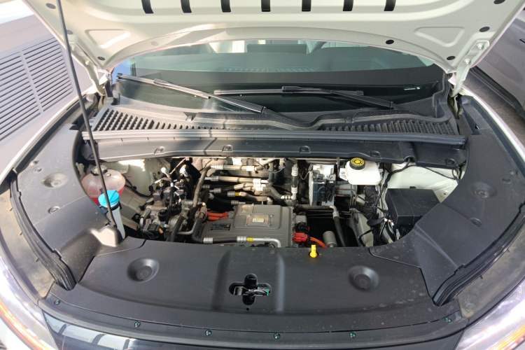 Used BYD Yuan UP 2025 Intelligent Driving Version 401 km Beyond-Range Edition Engine Bay