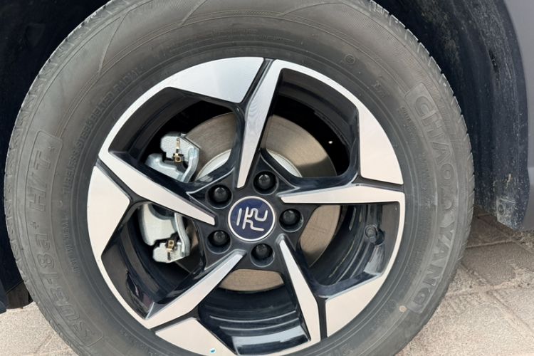 Used BYD Yuan UP 2025 Intelligent Driving Version 401 km Leading Edition Exterior 5